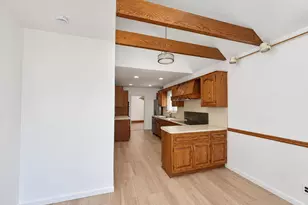 72 Primrose Ave, Floral Park, NY 11001 - Photo 9