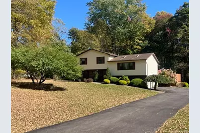 2 Presidential Way, Hopewell Junction, NY 12533 - Photo 1