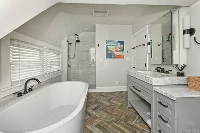 3 Beacon Hill Road, Port Washington, NY 11050 - Photo 27