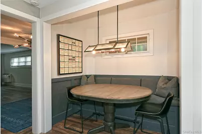 3 Beacon Hill Road, Port Washington, NY 11050 - Photo 15