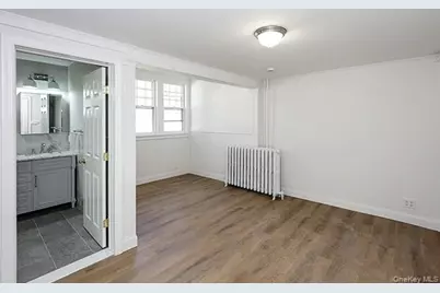 40 The Place, Glen Cove, NY 11542 - Photo 17