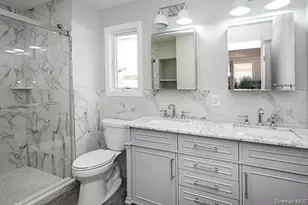 40 The Pl, Glen Cove, NY 11542 - Photo 19