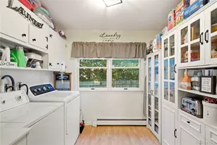 35 Wyant Ave, Ronkonkoma, NY 11779 - Photo 23