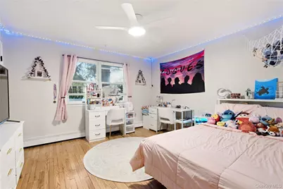 35 Wyant Avenue, Ronkonkoma, NY 11779 - Photo 27