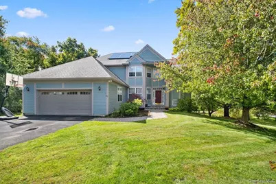 9 Bridle Way, Pawling, NY 12564 - Photo 1