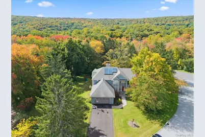 9 Bridle Way, Pawling, NY 12564 - Photo 3