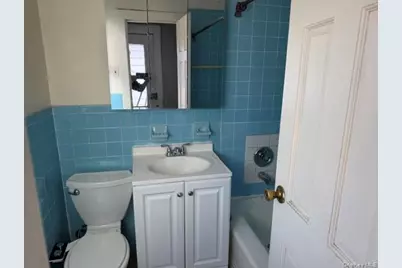 24446 89th Avenue, Bellerose, NY 11426 - Photo 5
