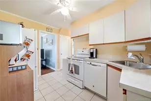 305 W Nicholai St, Hicksville, NY 11801 - Photo 11