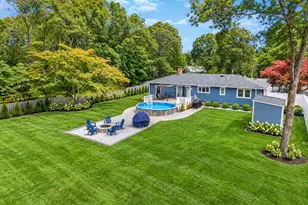 20 Danbury Ave, Patchogue, NY 11772 - Photo 5