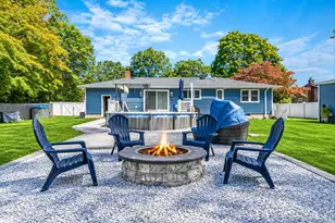 20 Danbury Ave, Patchogue, NY 11772 - Photo 7