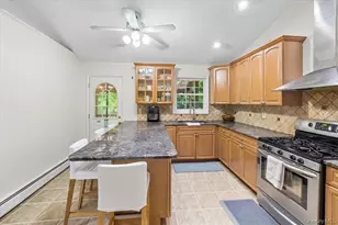 60 Smith Hill Rd, Airmont, NY 10952 - Photo 9
