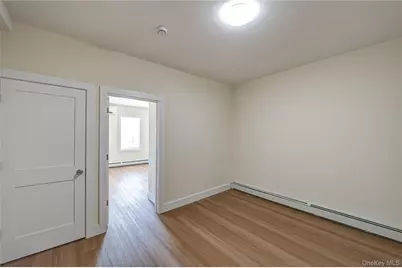 50 E Main St, Bay Shore, NY 11706 - Photo 5