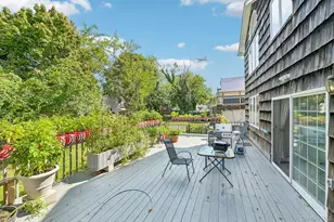 708 Park Ln, Cedarhurst, NY 11516 - Photo 33