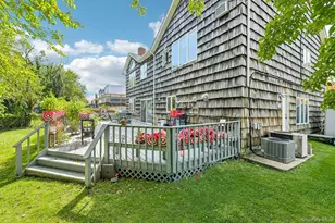 708 Park Ln, Cedarhurst, NY 11516 - Photo 35
