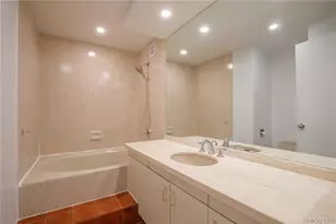 10 Cottage Pl, White Plains, NY 10601 - Photo 13