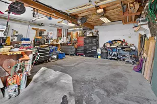 69 Robert St, Patchogue, NY 11772 - Photo 31