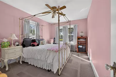69 Robert Street, Patchogue, NY 11772 - Photo 7