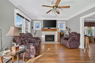 69 Robert St, Patchogue, NY 11772 - Photo 3
