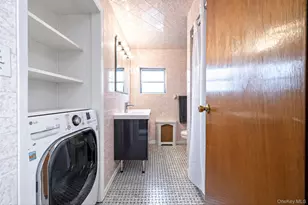 132 Herman Blvd, Franklin Square, NY 11010 - Photo 33