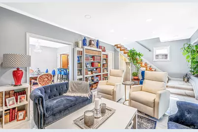 132 Herman Boulevard, Franklin Square, NY 11010 - Photo 15
