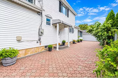 132 Herman Boulevard, Franklin Square, NY 11010 - Photo 43