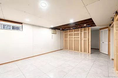 132 Herman Boulevard, Franklin Square, NY 11010 - Photo 35