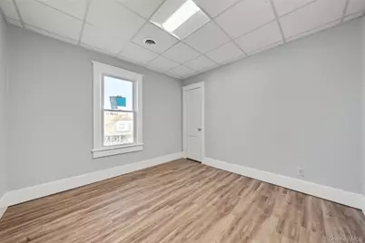 18 Chestnut Street #Left, Middletown, NY 10940 - Photo 19