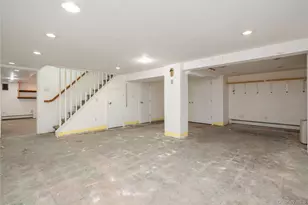 2 Whitman Rd, Yonkers, NY 10710 - Photo 19