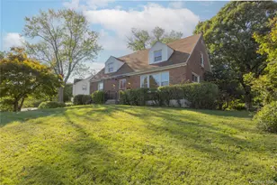 2 Whitman Rd, Yonkers, NY 10710 - Photo 21
