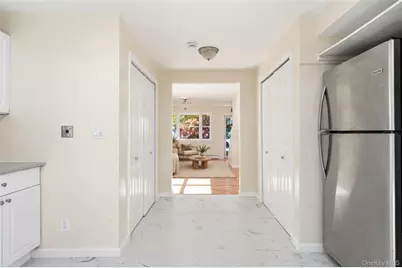 644 S 8th Street, Lindenhurst, NY 11757 - Photo 13