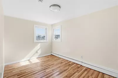 644 S 8th Street, Lindenhurst, NY 11757 - Photo 23