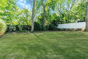 370 Boulder St, Ronkonkoma, NY 11779 - Photo 25