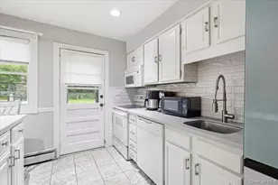 1175 Mamaroneck Ave, White Plains, NY 10605 - Photo 9