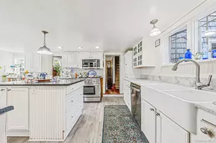12 Collins Ave, East Hampton, NY 11937 - Photo 15
