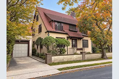 2 Ivy Close, Forest Hills, NY 11375 - Photo 1