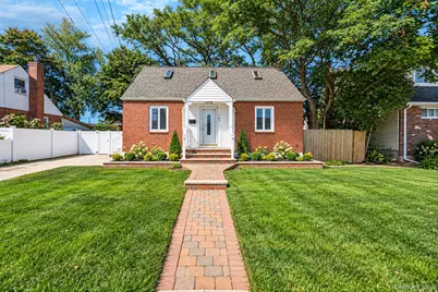 167 Stanton Boulevard, Uniondale, NY 11553 - Photo 1