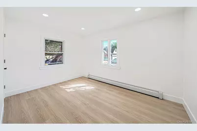 167 Stanton Boulevard, Uniondale, NY 11553 - Photo 11
