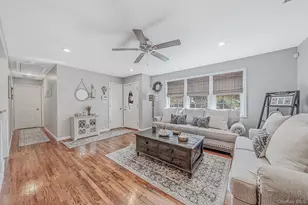 47 Mooney Pond Rd, Selden, NY 11784 - Photo 11