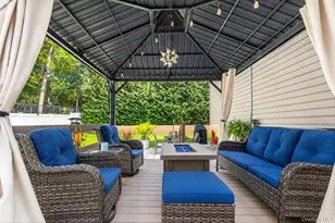 47 Mooney Pond Rd, Selden, NY 11784 - Photo 43