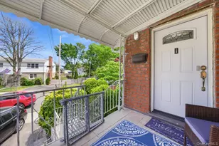 17 Abner Pl, Yonkers, NY 10704 - Photo 3