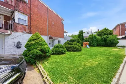 17 Abner Place, Yonkers, NY 10704 - Photo 25