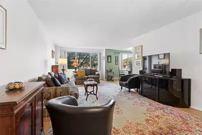 3333 Henry Hudson Parkway #2A, Bronx, NY 10463 - Photo 1