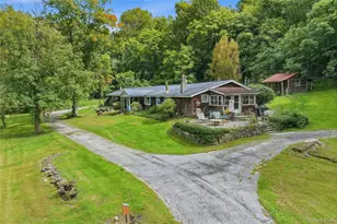 5 Douglas Dr, Wappingers Falls, NY 12590 - Photo 3