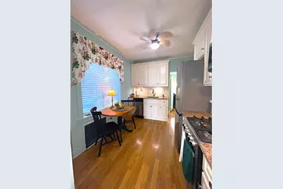 8 Saint Nicholas Street, Lynbrook, NY 11563 - Photo 5