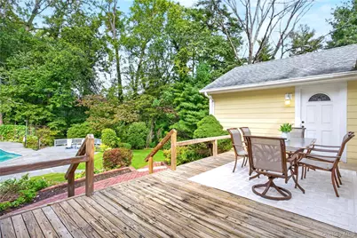 75 Plymouth Road, Manhasset, NY 11030 - Photo 39