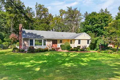 75 Plymouth Road, Manhasset, NY 11030 - Photo 1