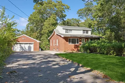 9 Plandome Place, Selden, NY 11784 - Photo 1