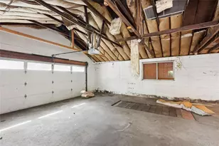 9 Plandome Pl, Selden, NY 11784 - Photo 25