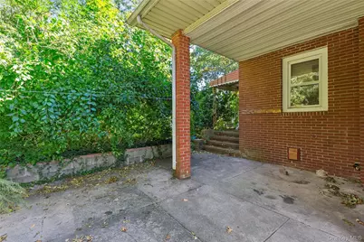 9 Plandome Place, Selden, NY 11784 - Photo 27