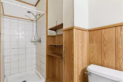 9 Plandome Place, Selden, NY 11784 - Photo 19